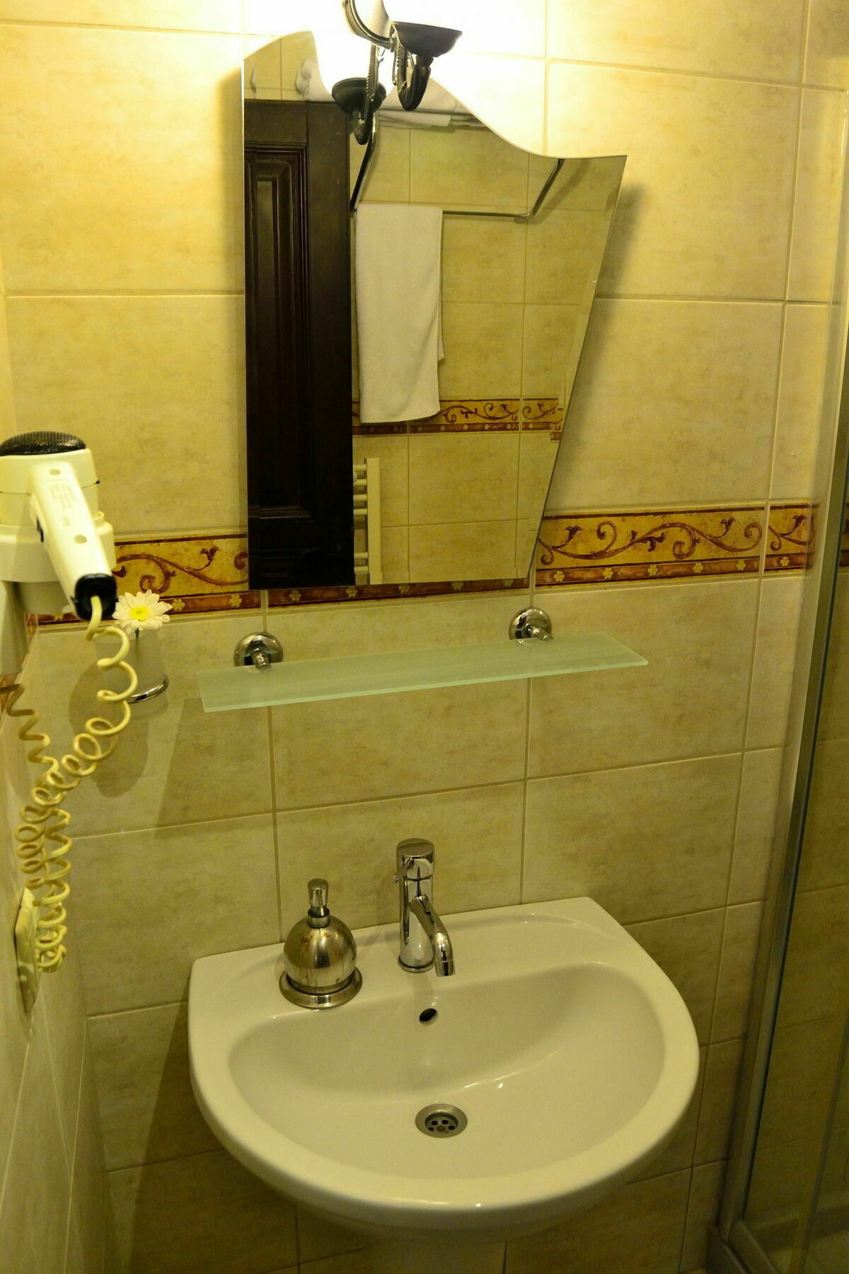 איסטמבול Hotel Alp Guesthouse מראה חיצוני תמונה